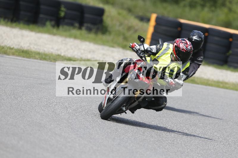 /Archiv-2024/17 01.05.2024 Speer Racing ADR/Schnuppertraining